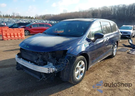 2018 Chrysler Pacifica Hybrid Touring Plus z USA, uszkodzony, nr VIN 2C4RC1H74JR262360